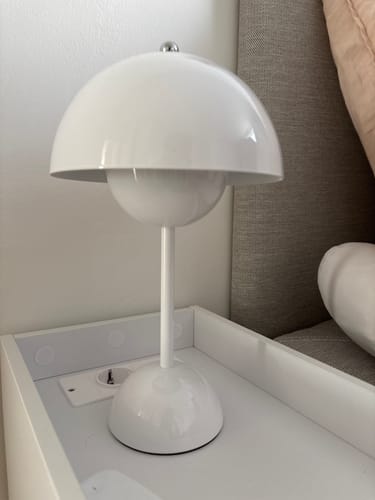 Customer photo review of Bordslampa - Svamplampa Flowerbud - Batteridriven 5000 mAH