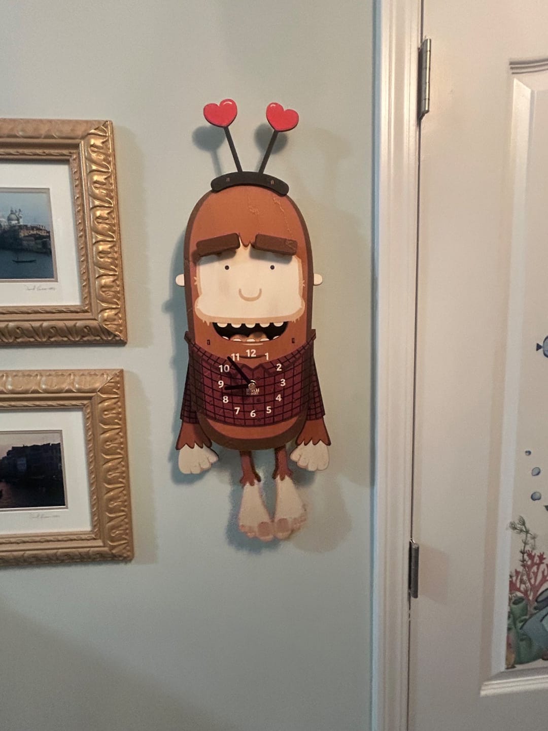 Customer photo review of Earl the Bigfoot Pendulum Clock