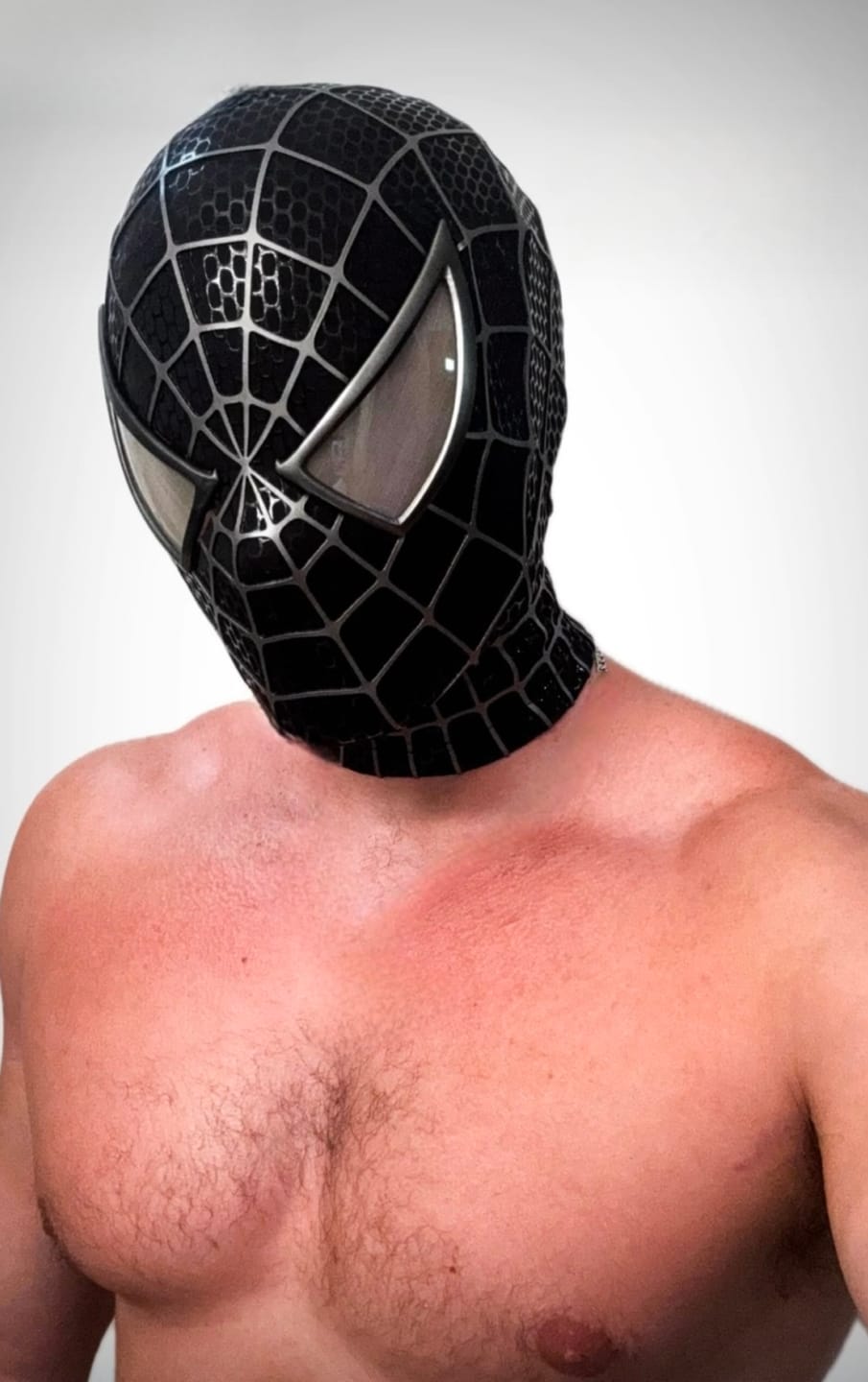 Customer photo review of Tobey Maguire Spider-Man 3 Venomized Spider-Man Life Size Wearable Mask
