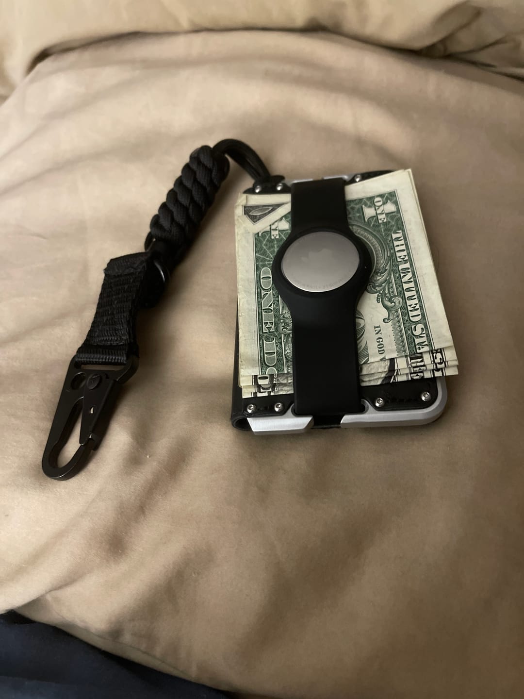 Customer photo review of DANGO QUICK RELEASE TETHER