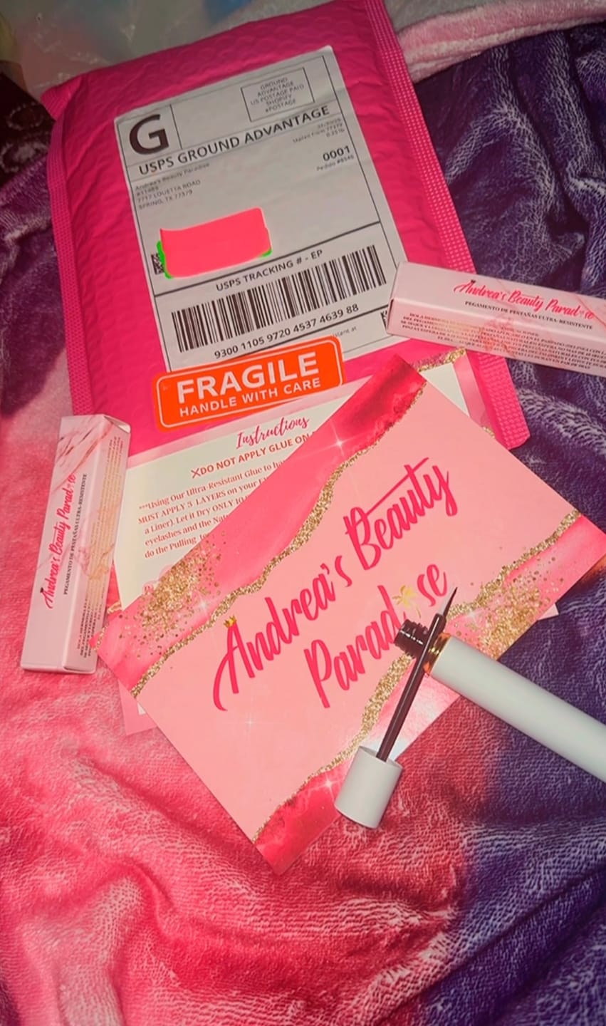 Customer photo review of Pegamento de Pestañas Ultra-Resistente✨Tiktok Viral✨