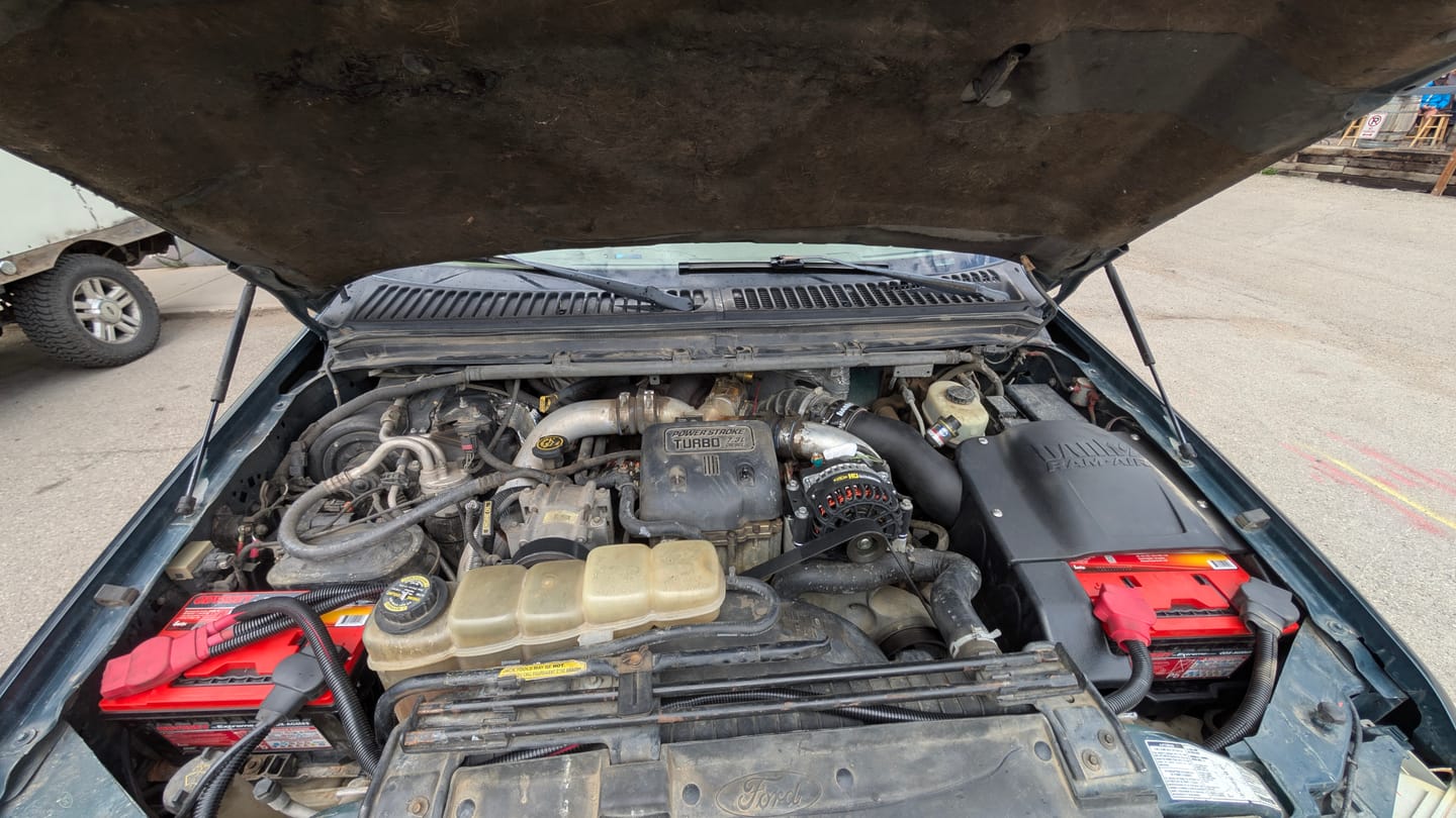 Customer photo review of XDP Wrinkle Black HD High Output Alternator 1999-2003 Ford 7.3L Powerstroke XD356
