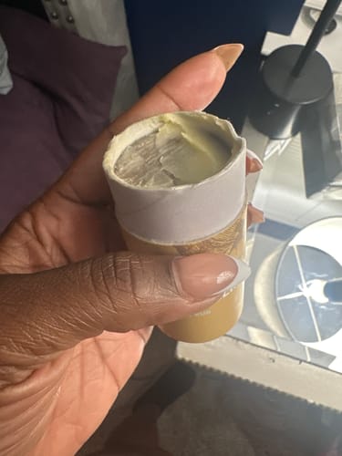 Customer photo review of Sweet Ginger Vapor Rub