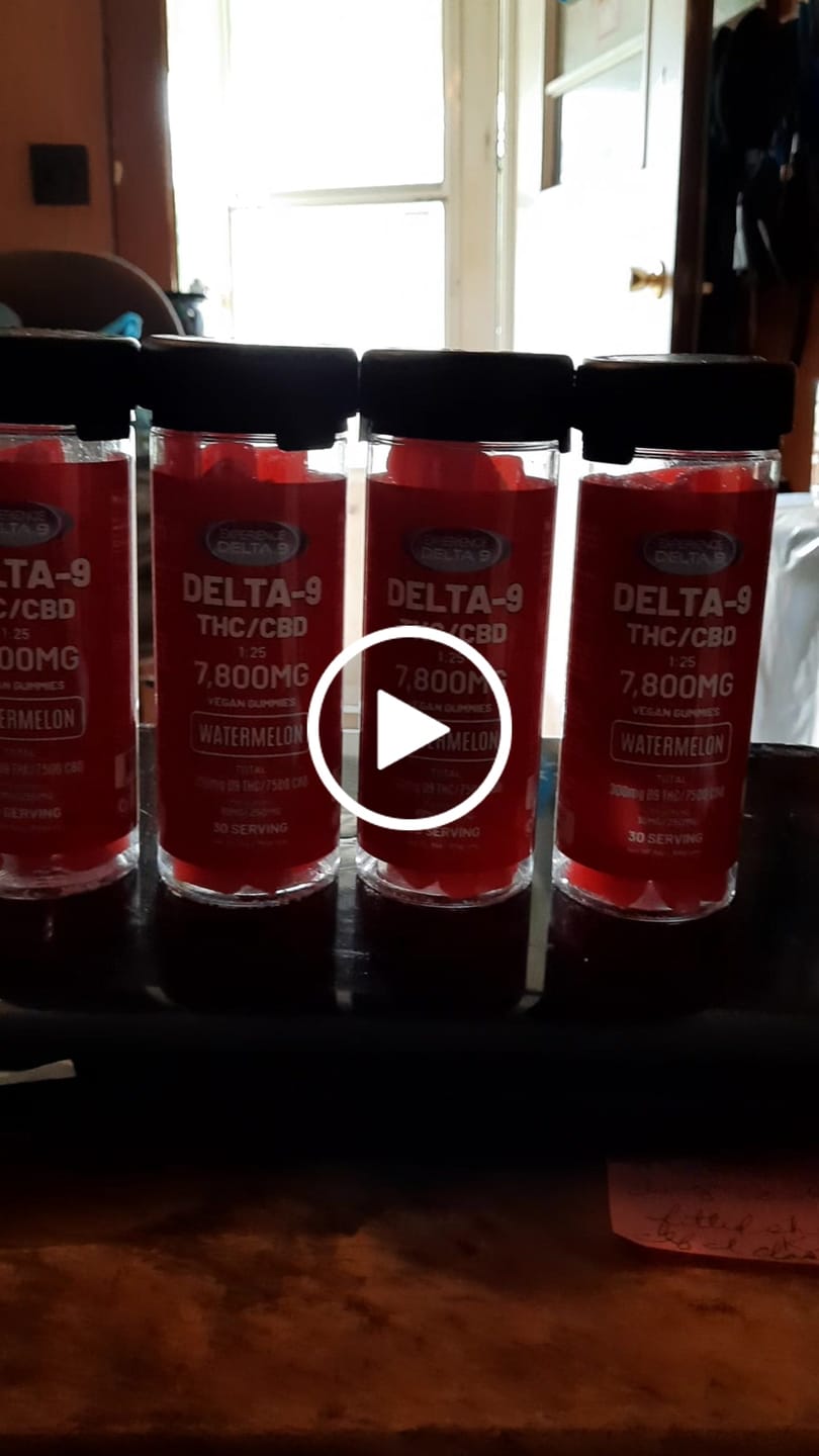 Customer video review of 25:1 Delta-9 THC/CBD Watermelon Gummies