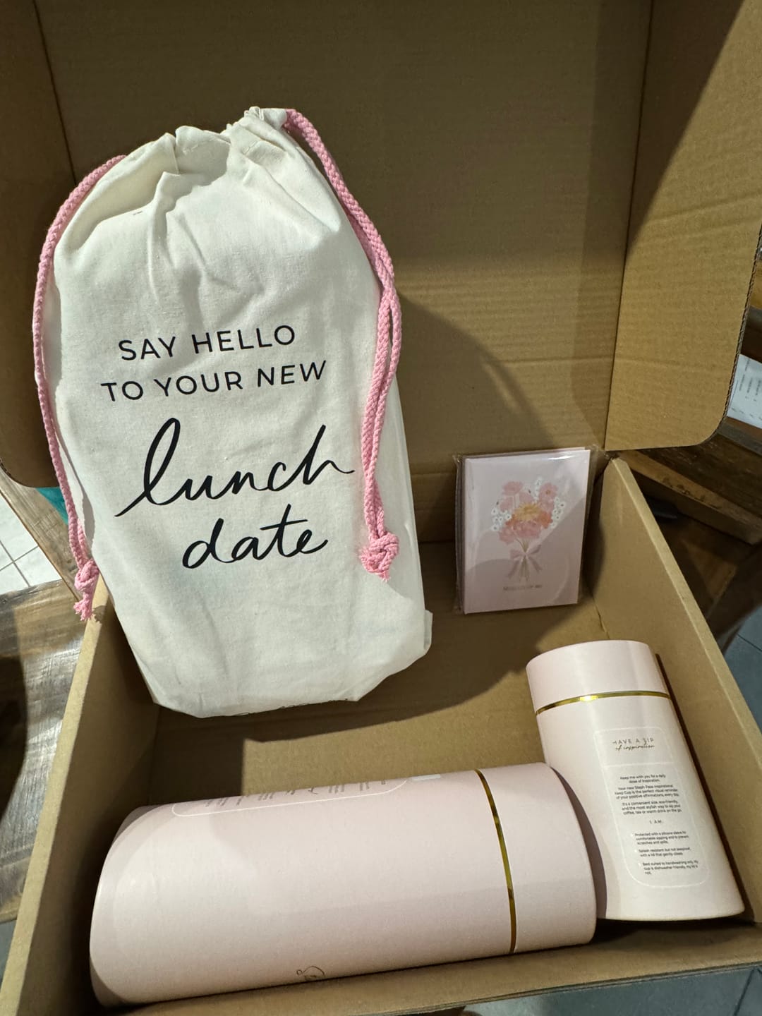 Customer photo review of Luxe Insulated Lunch Bag - Blush