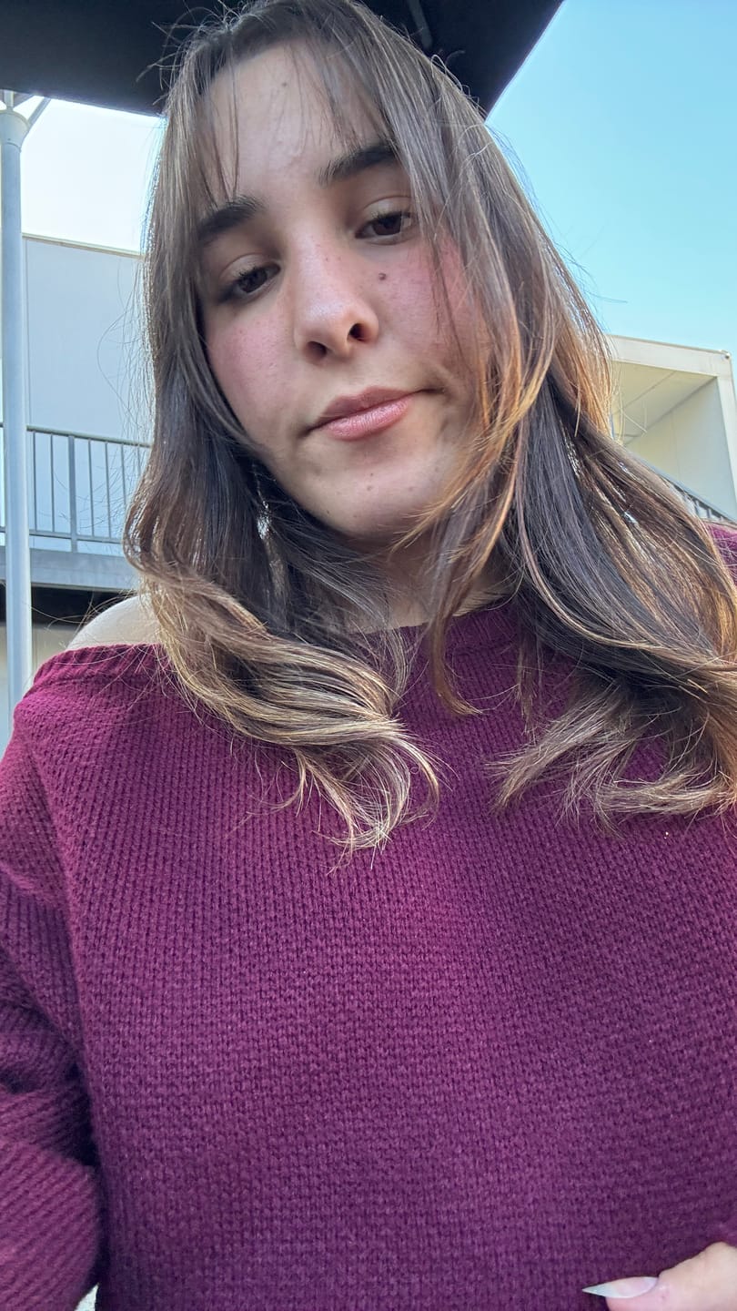 Customer photo review of SWEATER REGINA BURDEO