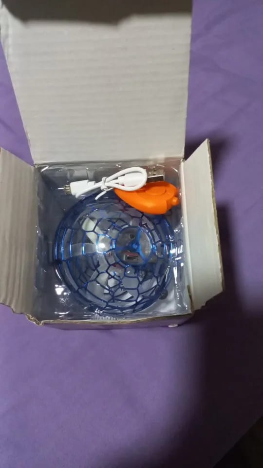 Customer photo review of Flying  Boomerang Hover Ball