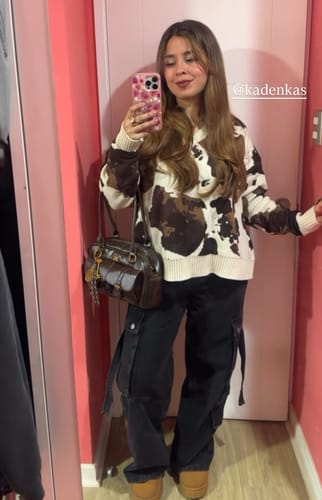 Customer photo review of SWEATER HAILEY VACA