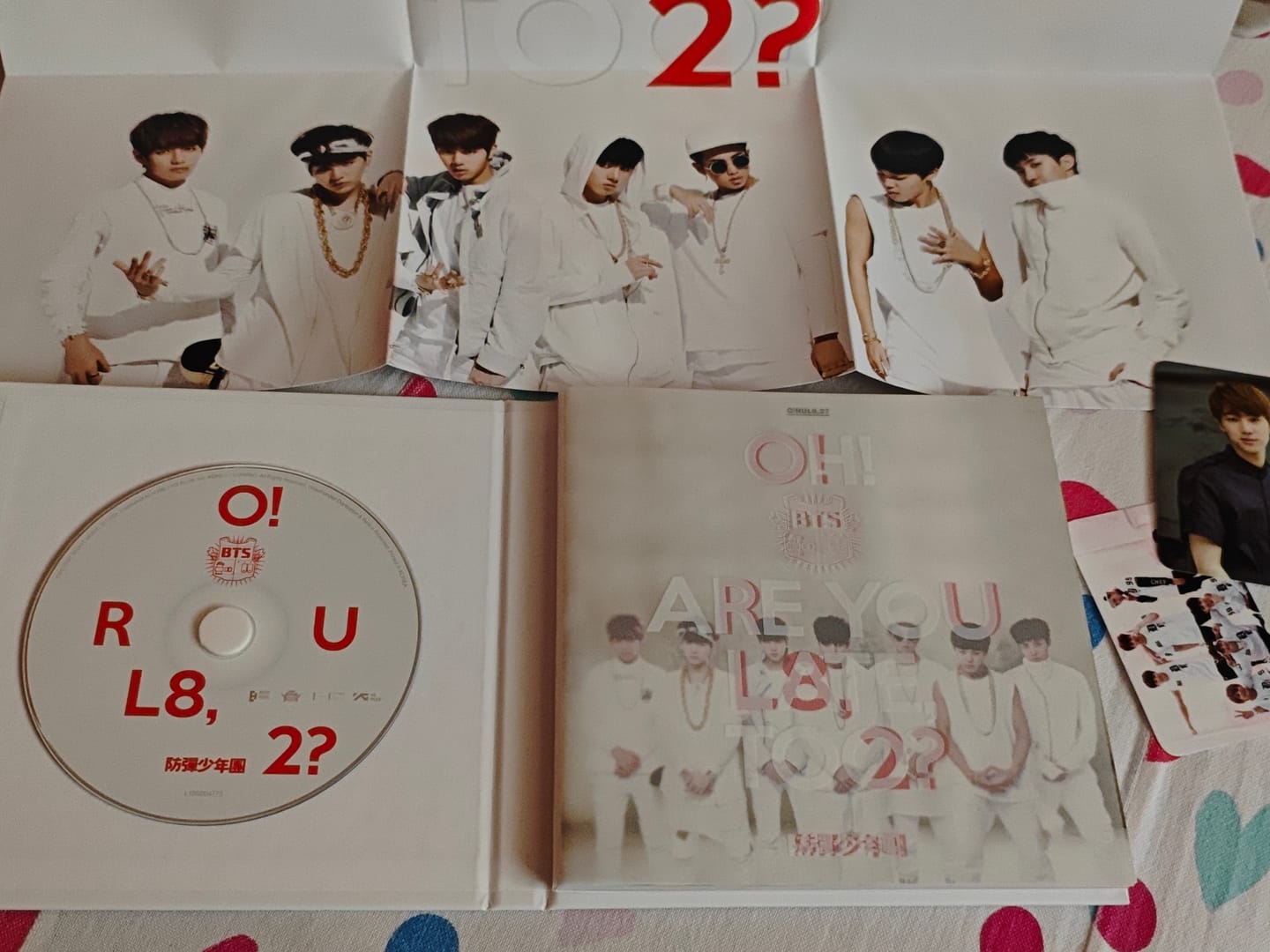Customer photo review of BTS - 1ST MINI ALBUM O!RUL8,2?