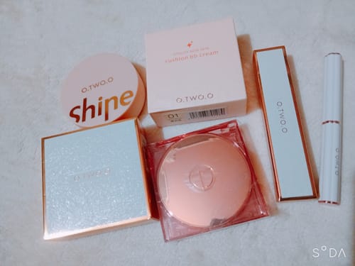 Customer photo review of O.TWO.O VITALITY NEW SKIN CUSHION BB CREAM