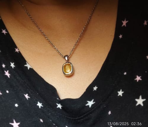 Customer photo review of GOLDEN AURA NECKLACE