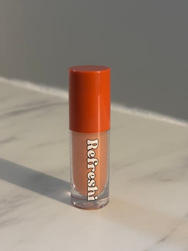 Customer photo review of Amaretto Lip Oil