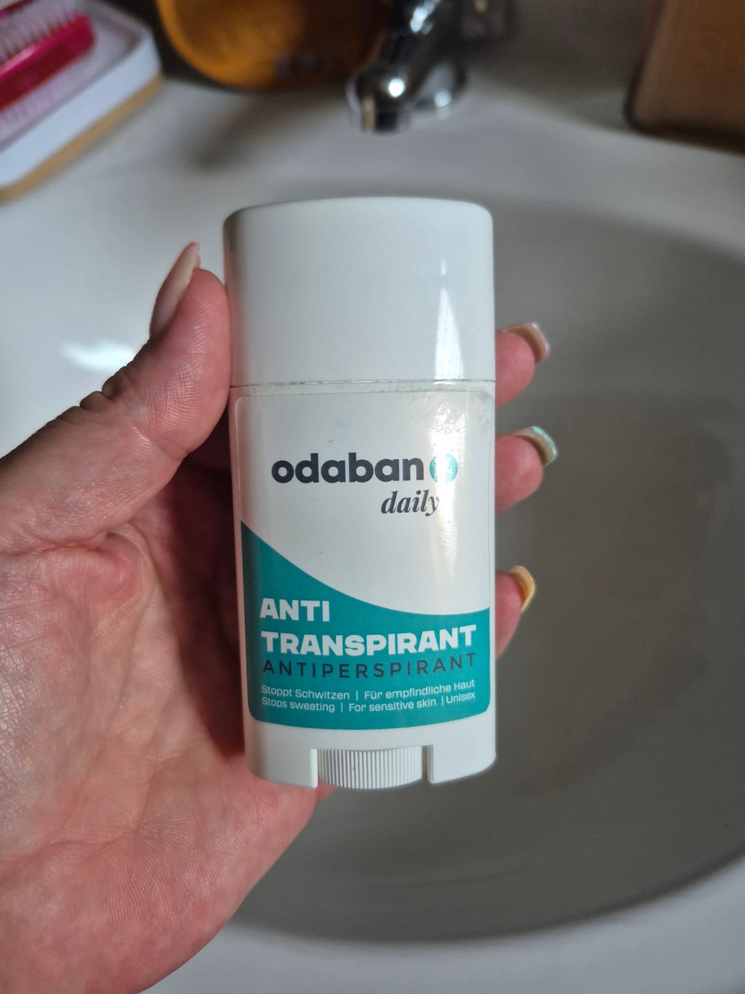 Customer photo review of odaban® daily Antitranspirant Deo Stick
