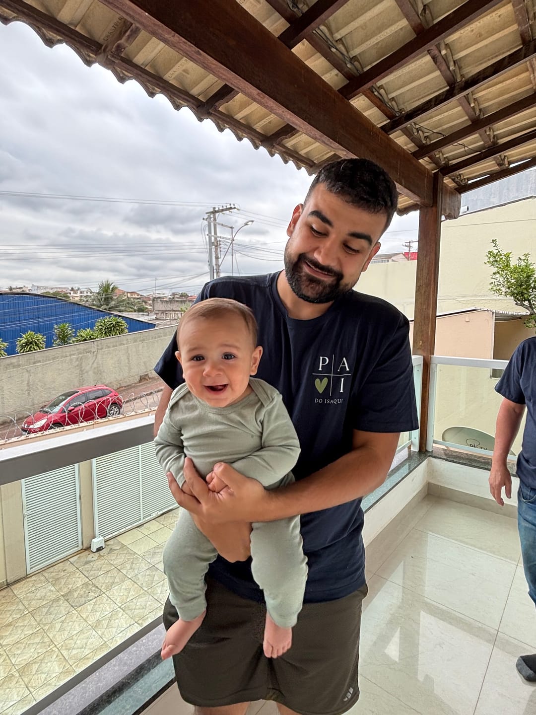 Customer photo review of Camiseta Personalizada PAI MINIMALISTA - 100% Algodão
