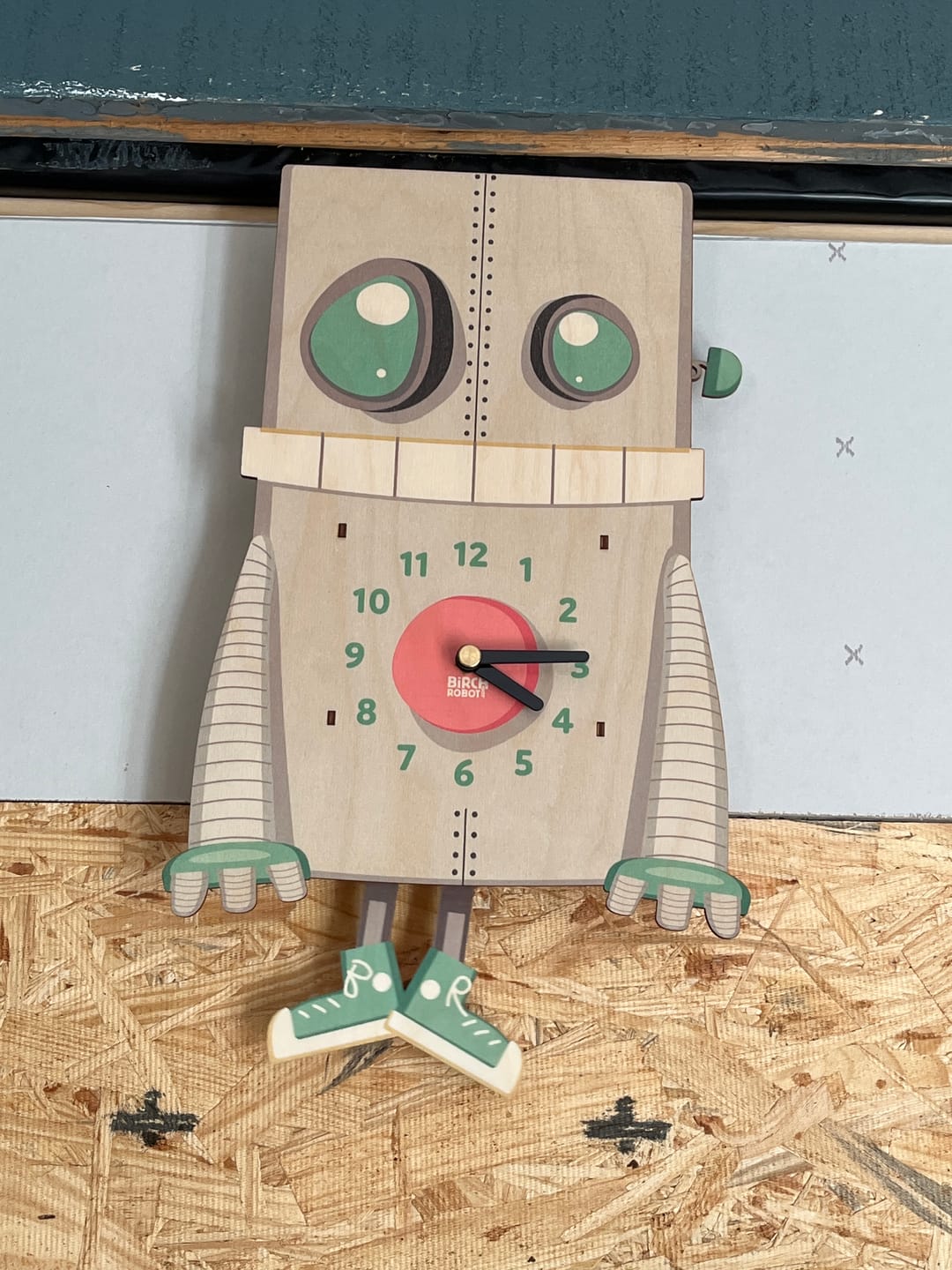 Customer photo review of Chuck the Robot Pendulum Clock
