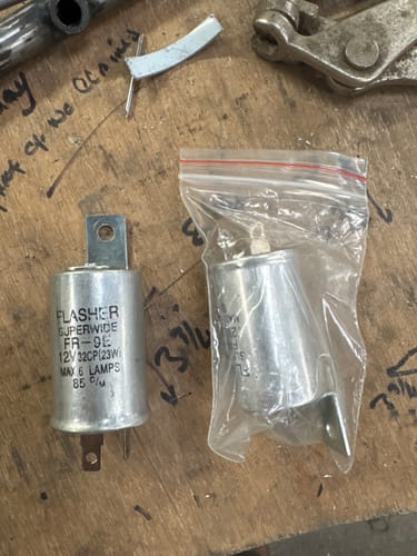 Customer photo review of 3 Pin Transparent Electronic Flasher Relay 224 Watt Max
