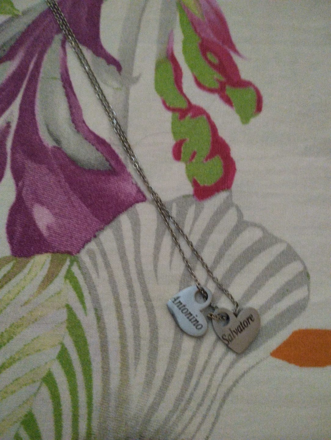 Customer photo review of Collana Cuoricini con Nomi Incisi ✦ Cuori di Mamma