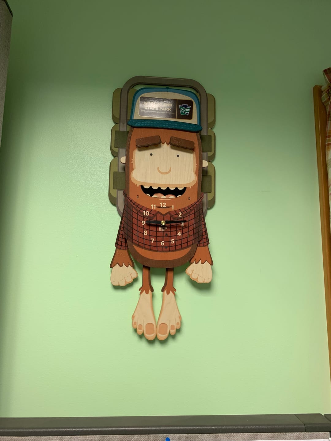 Customer photo review of Earl the Bigfoot Pendulum Clock