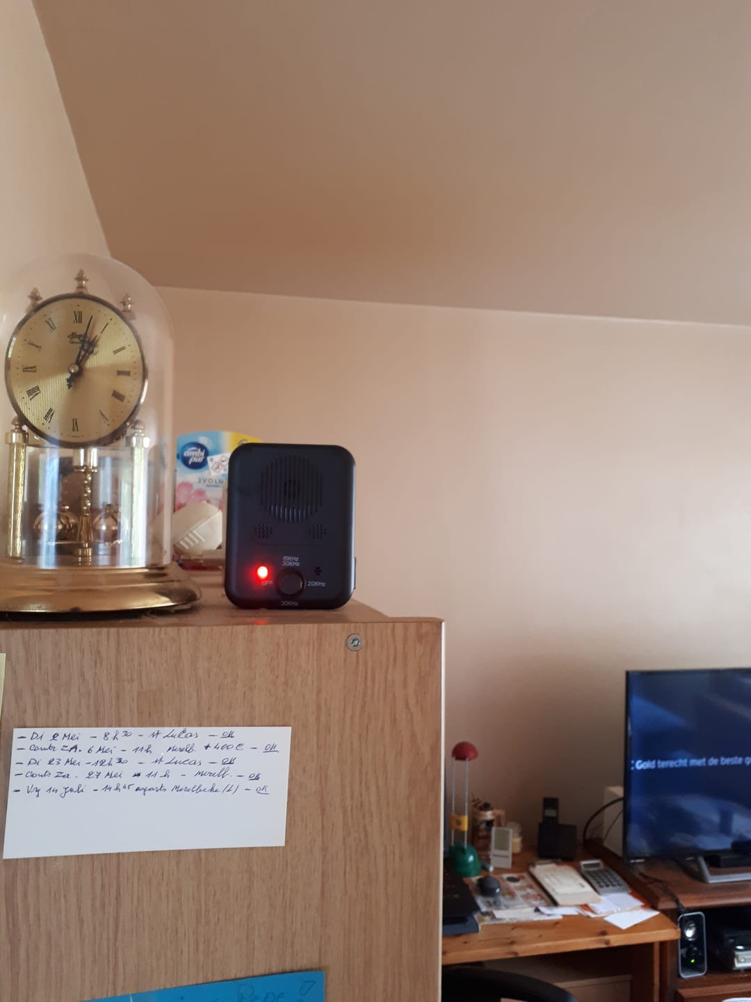 Customer photo review of Barkbuddy Anti-Blaf Apparaat