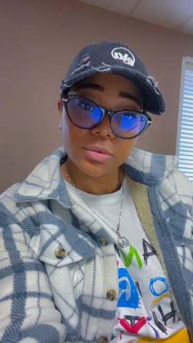 Customer photo review of Era Distressed Black Denim Cap