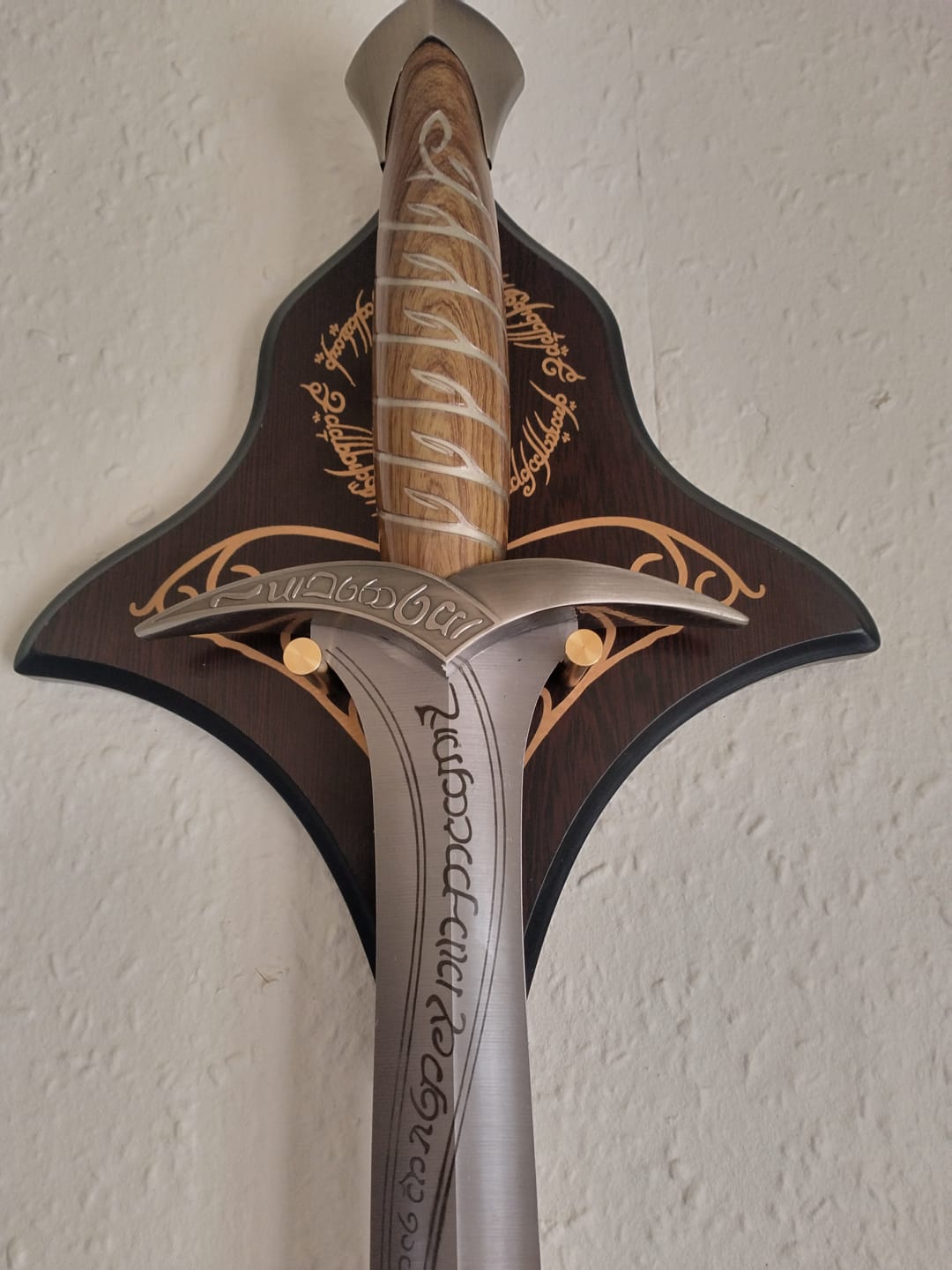 Customer photo review of God Of War - Deluxe Ragnarok Chaos Blades