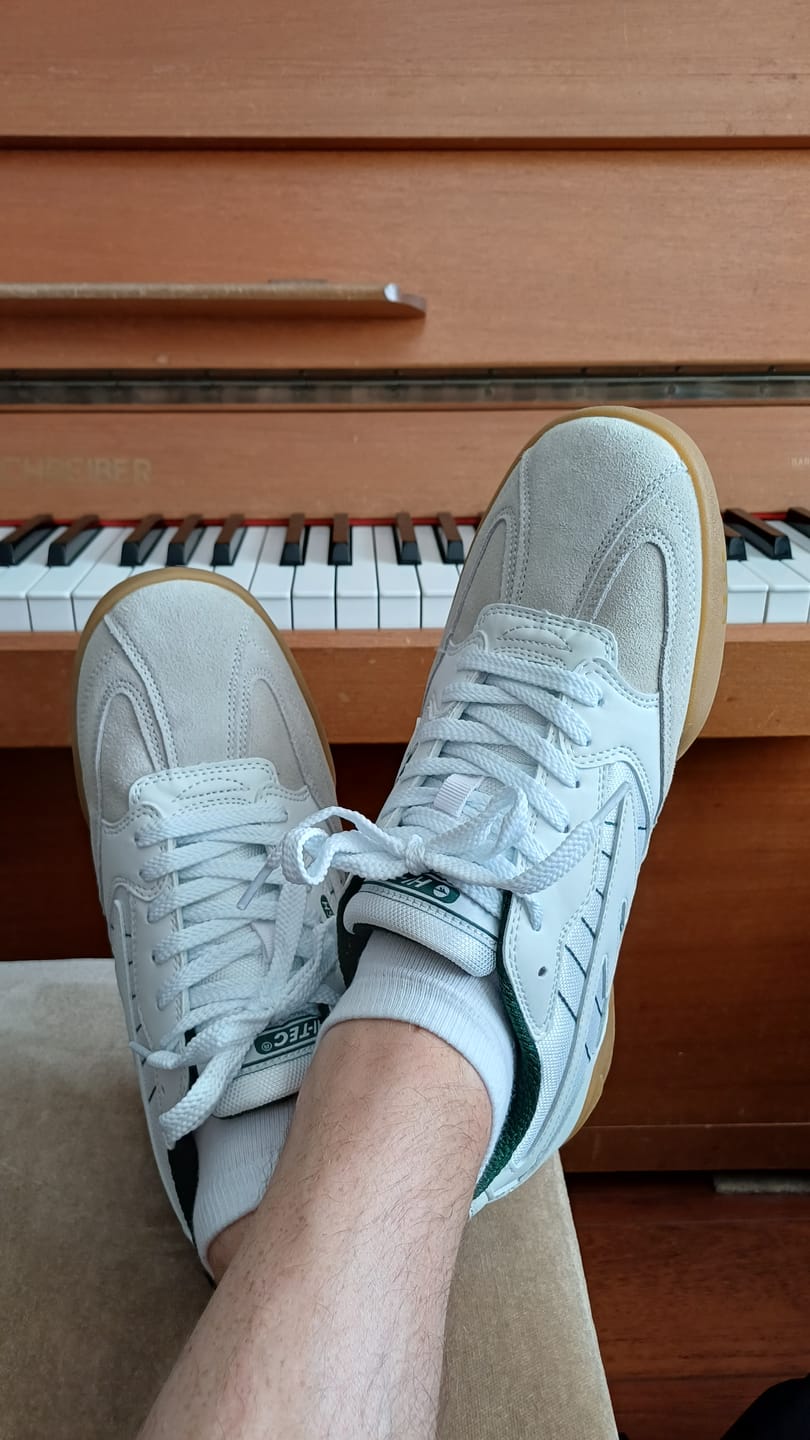 Customer photo review of Mens Squash Unisex Trainers