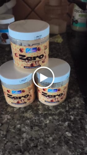 Customer video review of Crema proteica gusto nocciola bianca