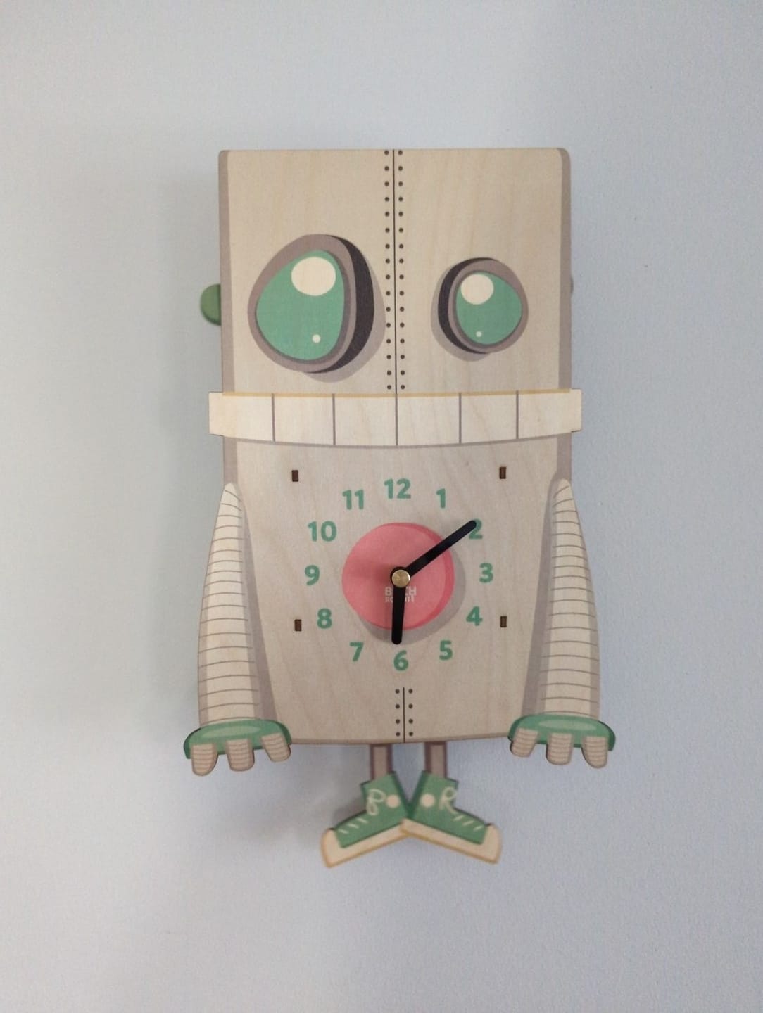 Customer photo review of Chuck the Robot Pendulum Clock