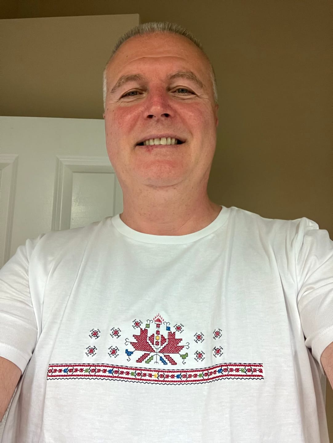 Customer photo review of Тениска "Аз съм"