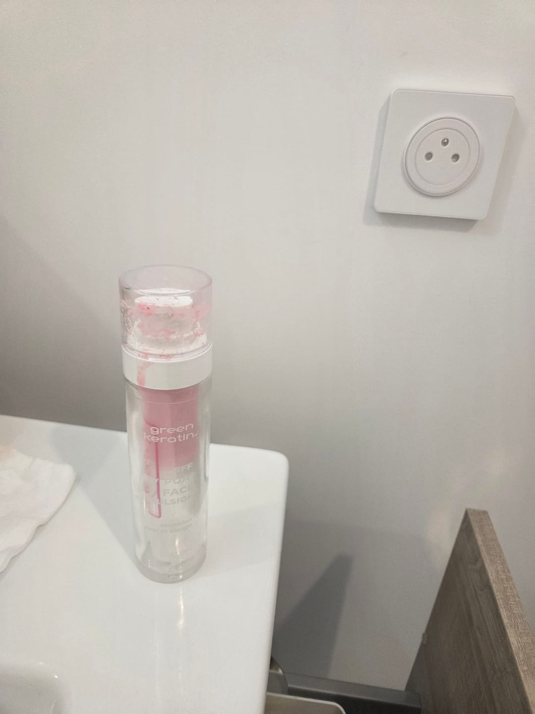 Customer photo review of Y-PGA Emulsion pour le visage, Sans Parfum