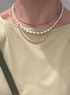 Customer photo review of Lagoon Pearl Necklace - Gold
