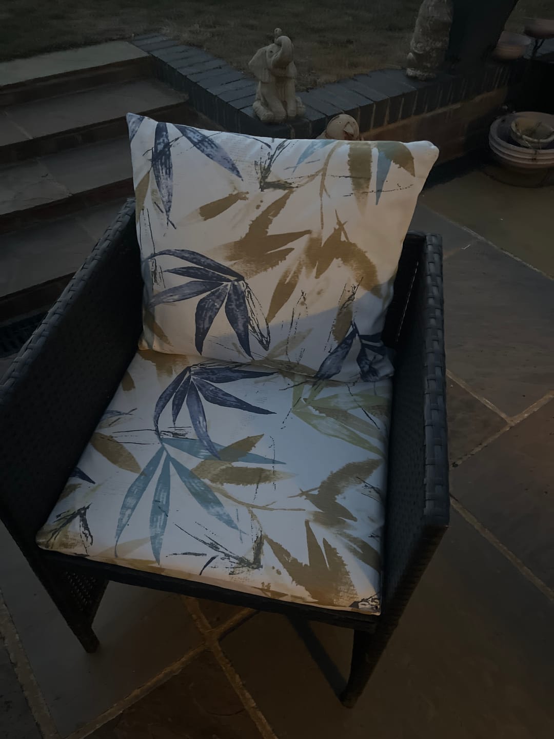Customer photo review of Large Leaves Cotton Canvas Fabric