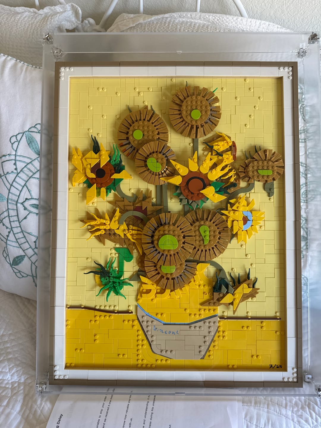 Customer photo review of Wall Mounted Display Case for LEGO® 31215 Art Vincent van Gogh – Sunflowers