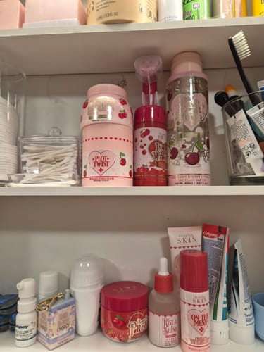 Customer photo review of P.Louise The Skinfluencer Skincare Set