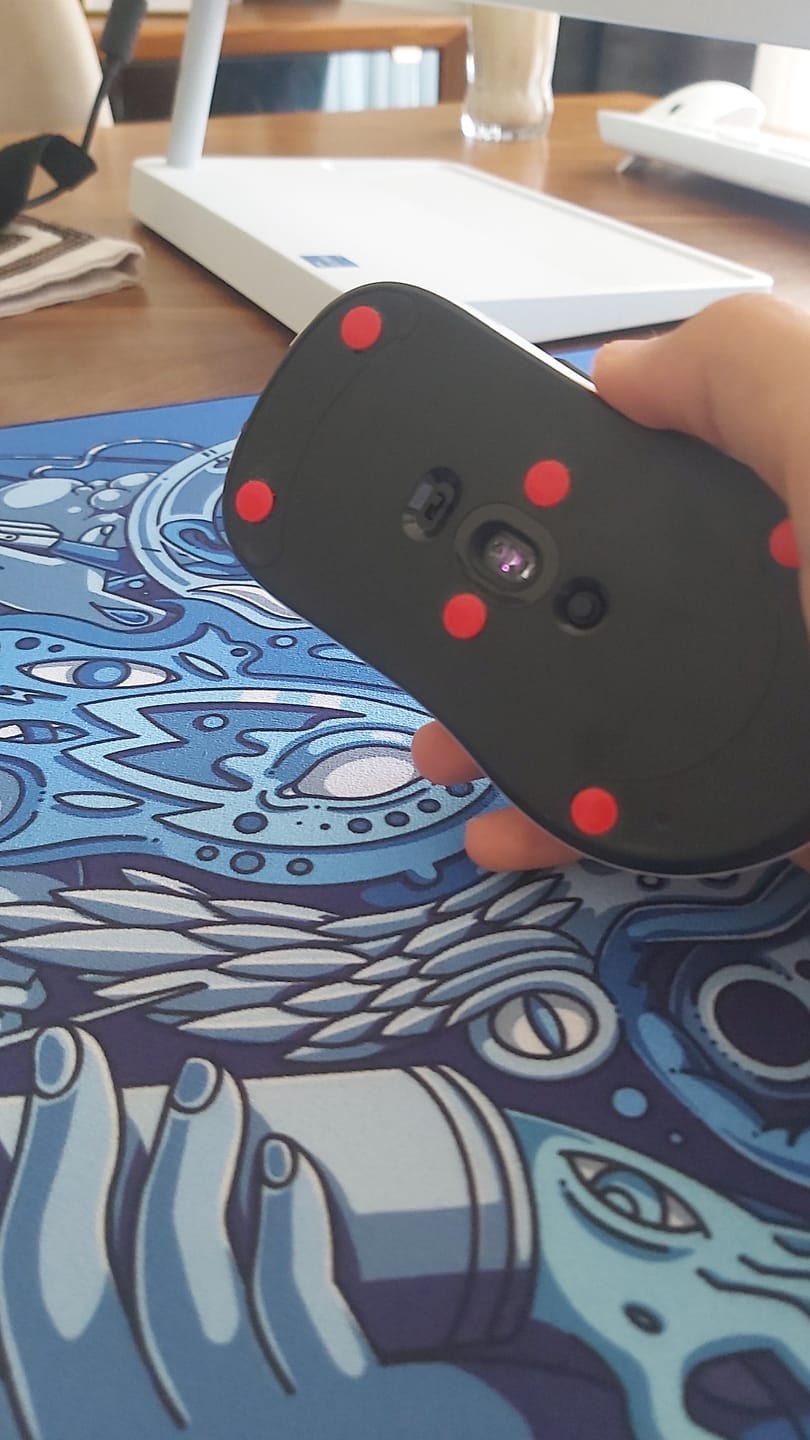 Customer photo review of X-Raypad Obsidian Mouse Skates