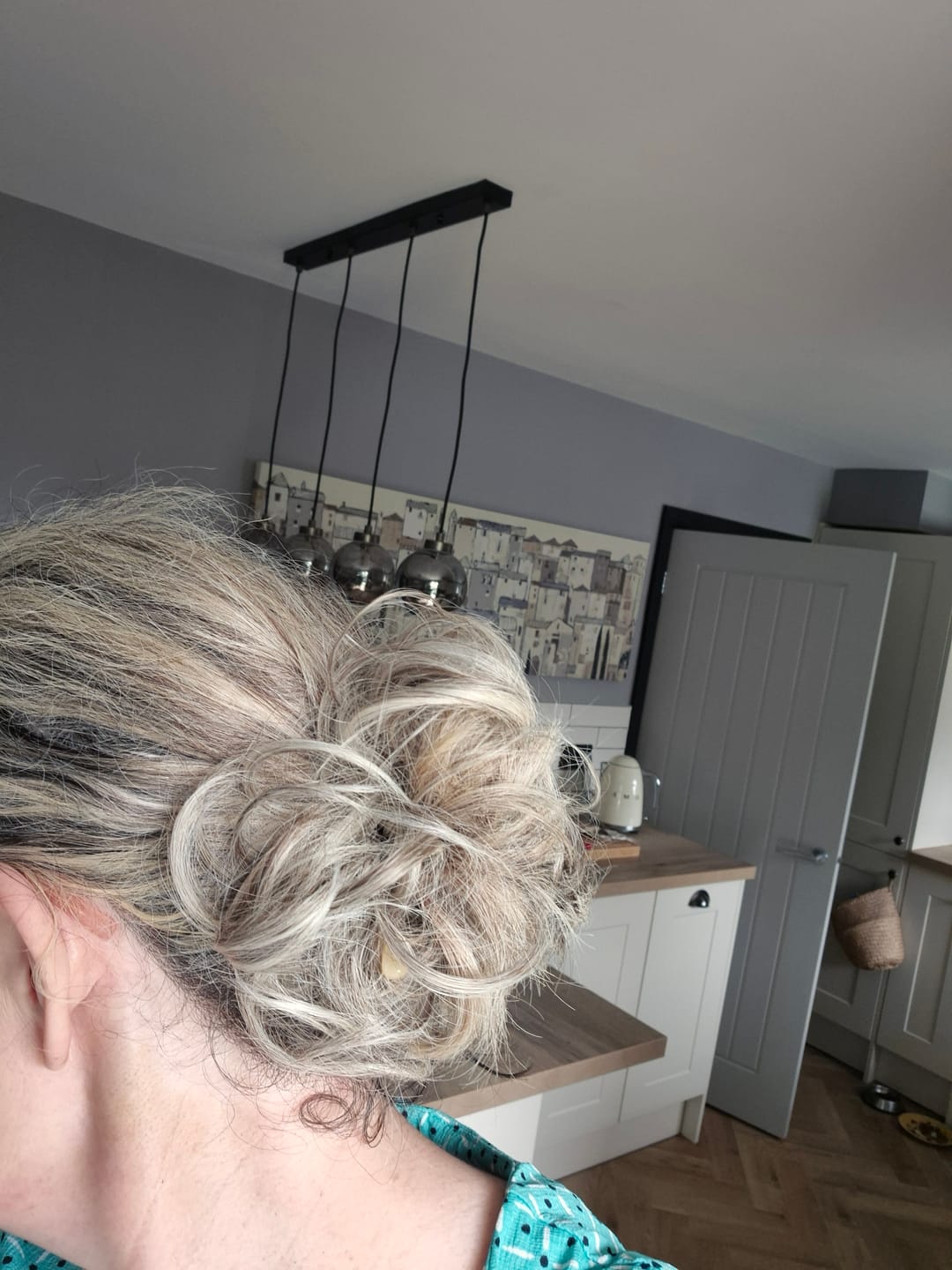 Customer photo review of Stranded Mini Messy Bun - #18/68 Ash Willow