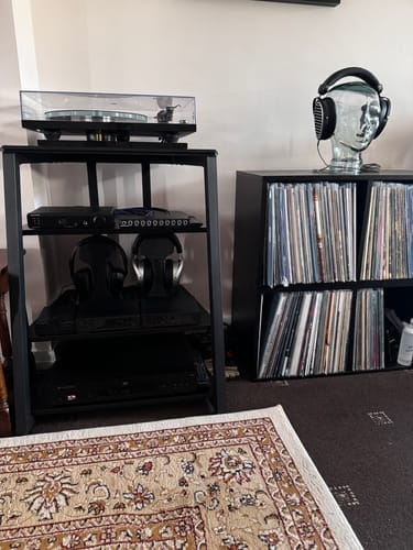 Customer photo review of Eiffel AS07 Record Player Stand