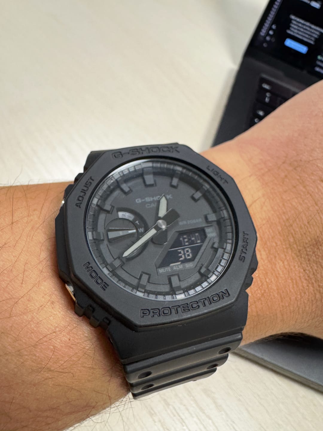 Customer photo review of Reloj Casio G-Shock Royal Oak "Casioak" GA-2100-1A1JF JDM Made in Japan