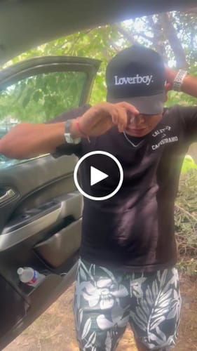 Customer video review of Art Snapback (White/Black)