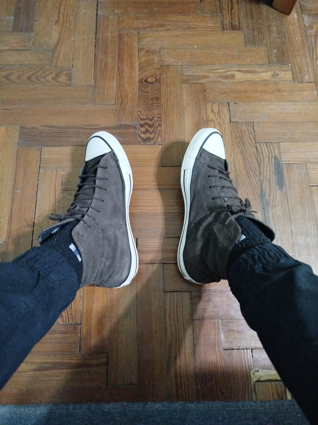 Customer photo review of Zapatillas Converse Chuck Taylor Hi SE Marrón