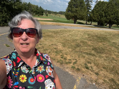 Customer photo review of Fiesta Feeling skull Women's golf Sleeveless shirt