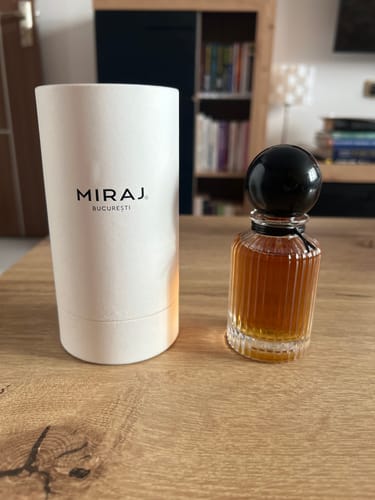 Customer photo review of Miraj Vesper