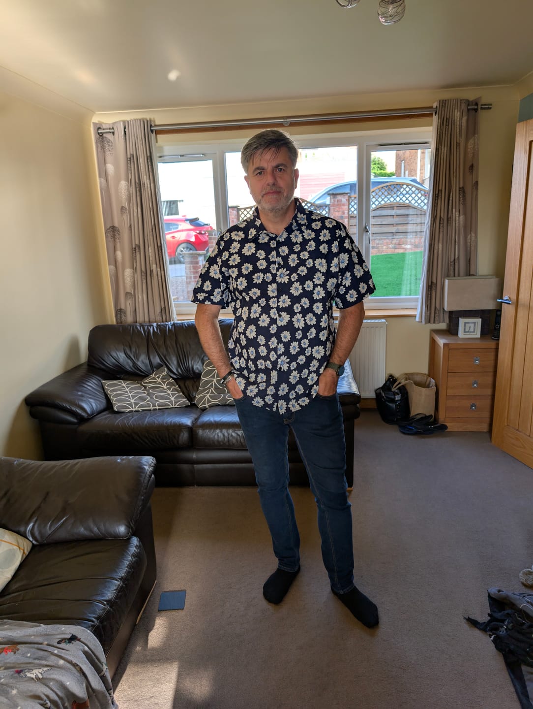 Customer photo review of Men's Blue Daisy Floral Summer Button Up Hawaiian Short Sleeve Shirt