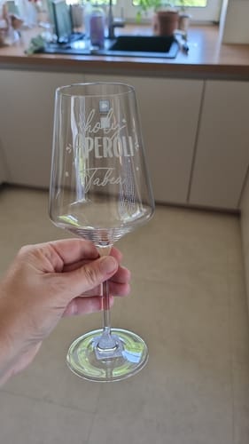 Kundenbewertung mit Foto zu Personalized Aperol Spritz Glass with Name & Holy Aperoli Engraving - Top Aperol Gift - Gift for Women, Girlfriend - Color: Puccini, Personalization: Tabea