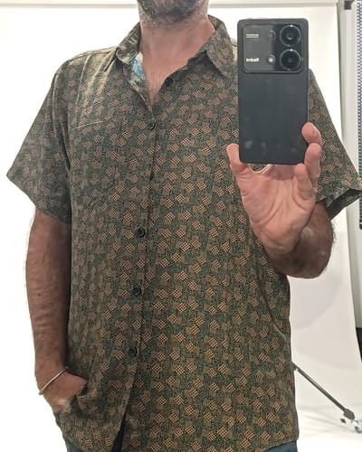 Customer photo review of Chemise à manches courtes et poche verte à imprimé géométrique rétro pour homme