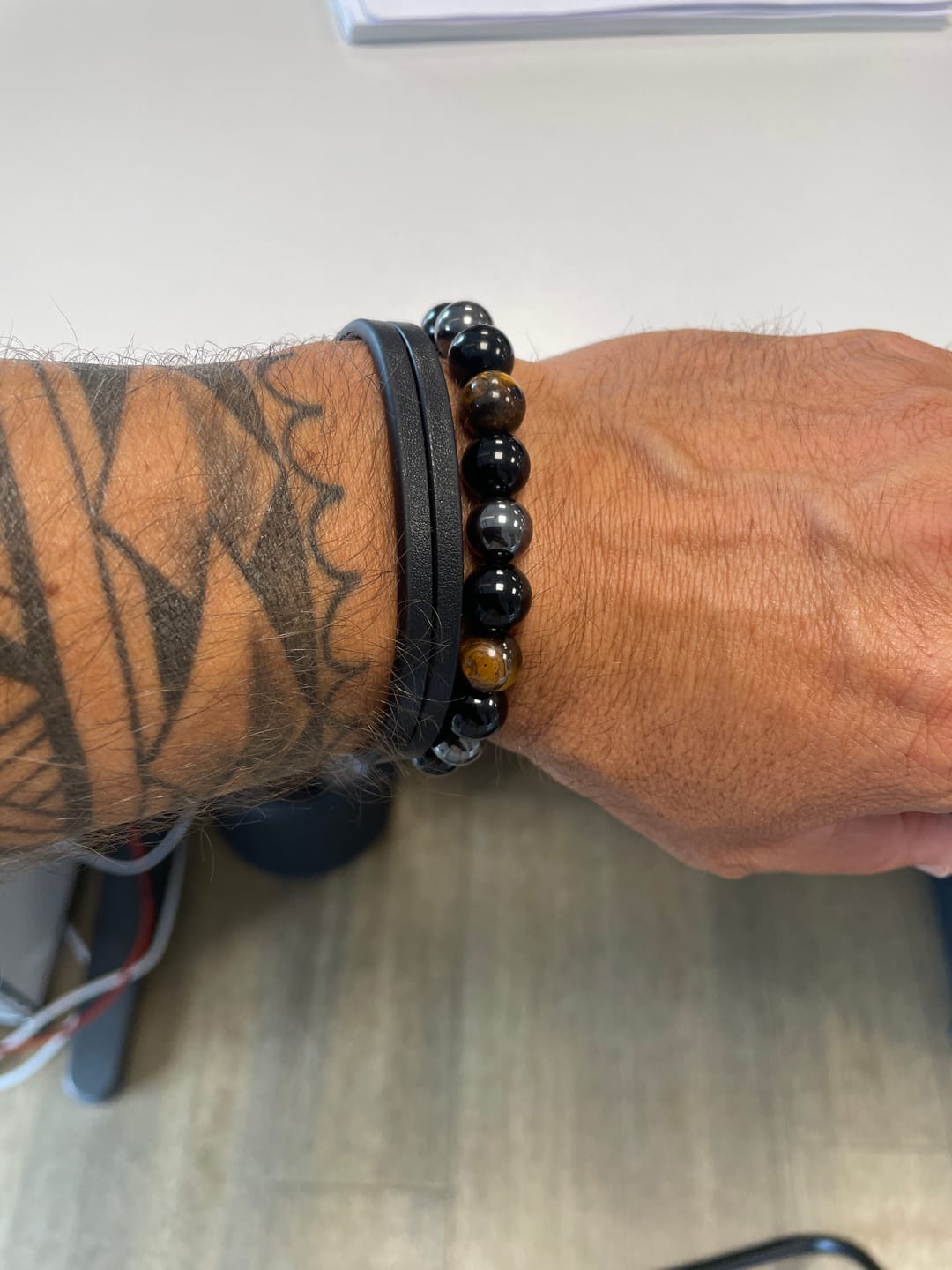 Customer photo review of DREIFACHER SCHÜTZER Tigerauge - Hämatit - Schwarzer Obsidian