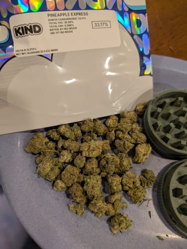 Customer photo review of Pineapple Express - 14 Grams Littles (Sativa)