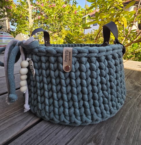 Customer photo review of Personalisierte Labels mit Chicago Screws - Kunstleder-Label mit Schrauben