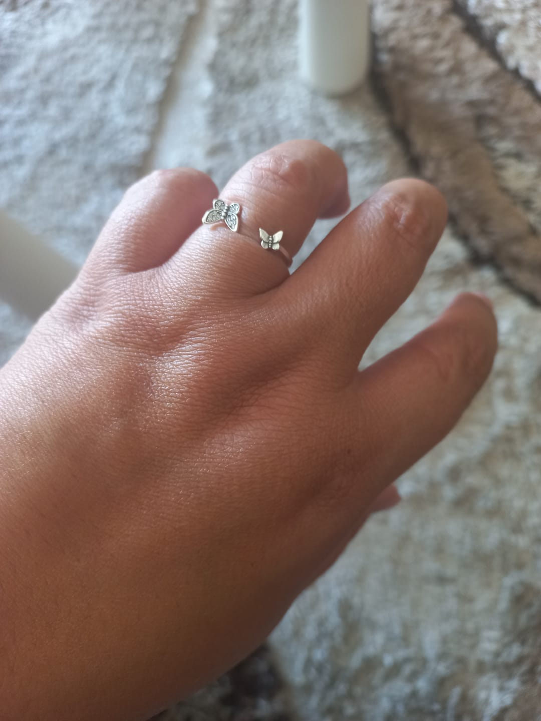 Customer photo review of Anillo Maripositas