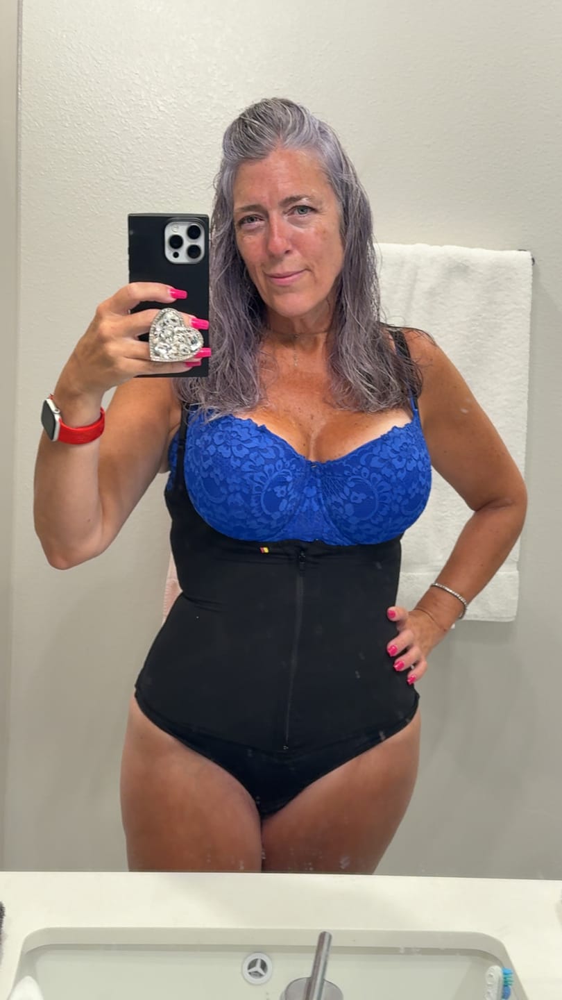 Customer photo review of Sculpting Bodysuit with Thong NS018